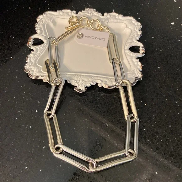 *NWT MING WANG Two Tone Short Link Collar Toggle Closure Necklace - Picture 4 of 7